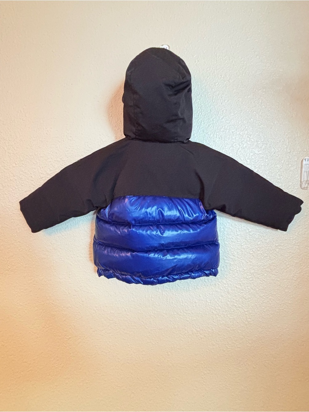Burberry toddler puffer jacket NWT